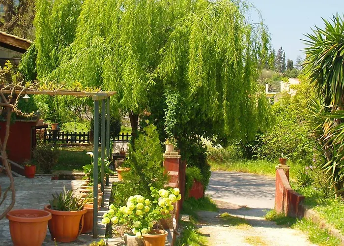 Lägenhet House Near The Of And Mirtiotissa In Vatos Corfu *