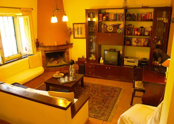 Daire House Near The Of And Mirtiotissa In Vatos Corfu *