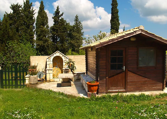 House Near The Of And Mirtiotissa In Vatos Corfu *